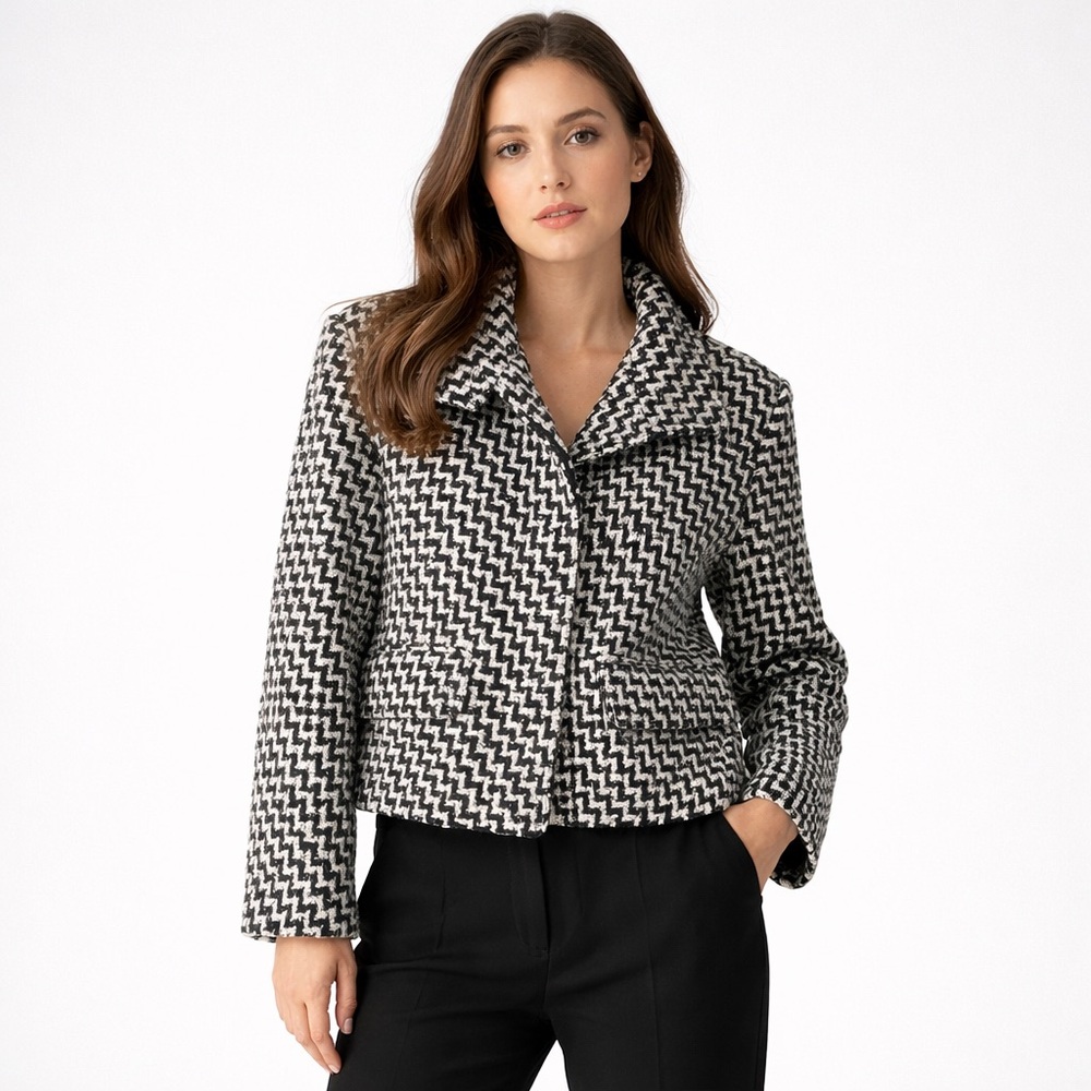 Vintage 80s Luciano Soprani Italian Wool Tweed Short Coat 44/8 Power Chic